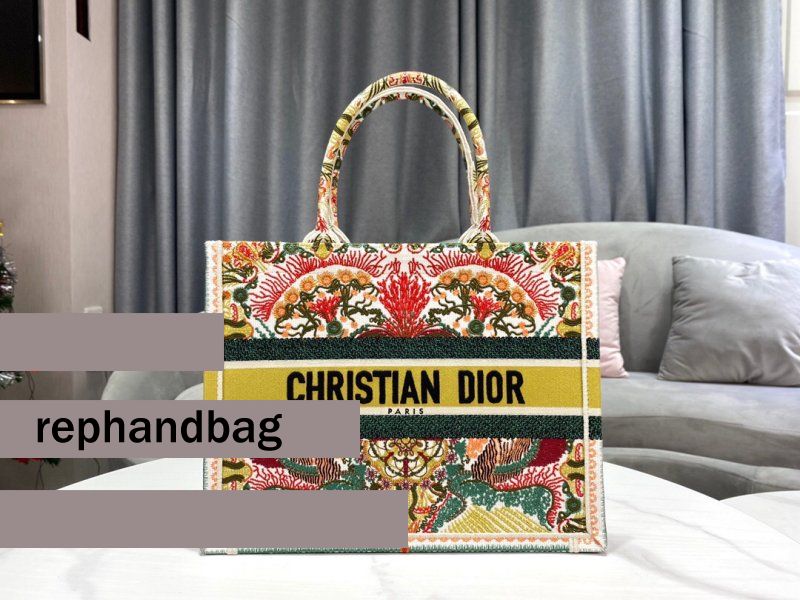 Replica Dior Tote Handbags